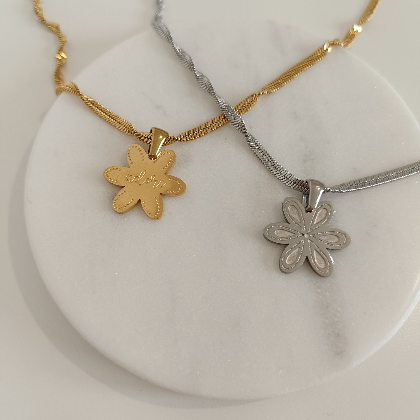 Collier ADORE