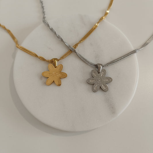 Collier ADORE